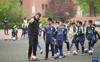 天津市去哪学足球教练，天津市去哪学足球教练好