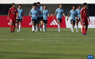 高中才学足球吗女生，高中才学足球吗女生多吗